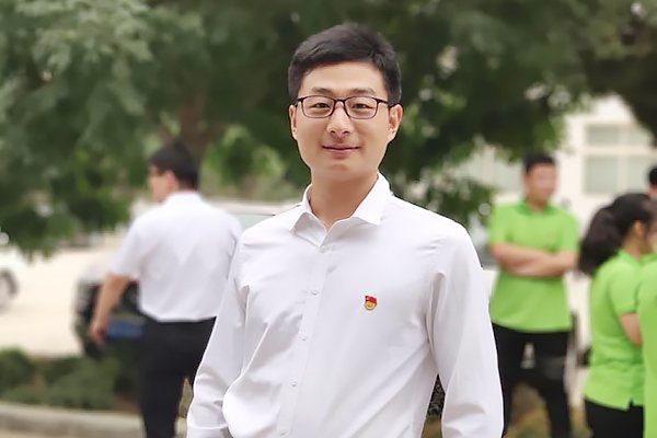基层就业优秀校友代表 同题参见